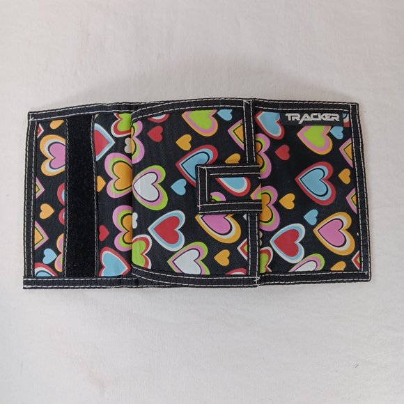 Tracker Hearts Graphic Wallet Colorful Fabric Unisex NWOT - Picture 3 of 14